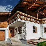 Barney Holiday home
